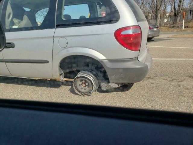 Terrible Drivers (24 pics)