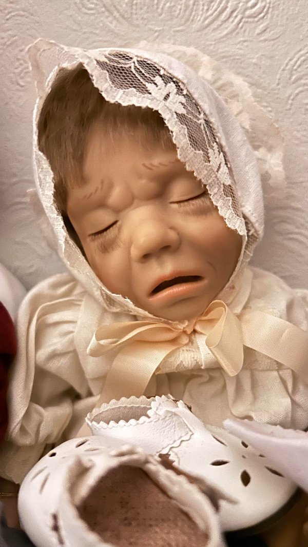 Creepy Photos (21 pics)