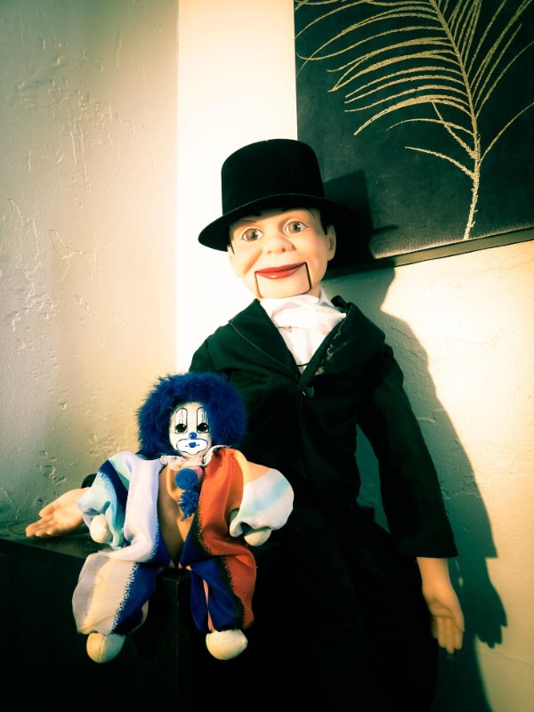 Creepy Photos (21 pics)