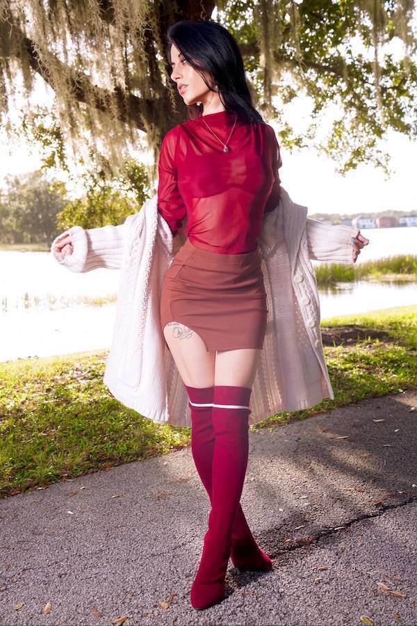 Girls In Stockings (34 pics)