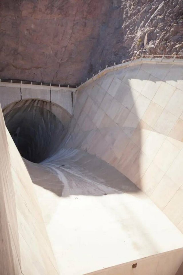 Interesting Finds And Discoveries (20 pics)