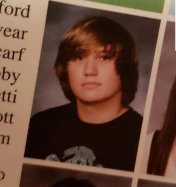 People Share Their Awkward Photos From The Past (20 pics)