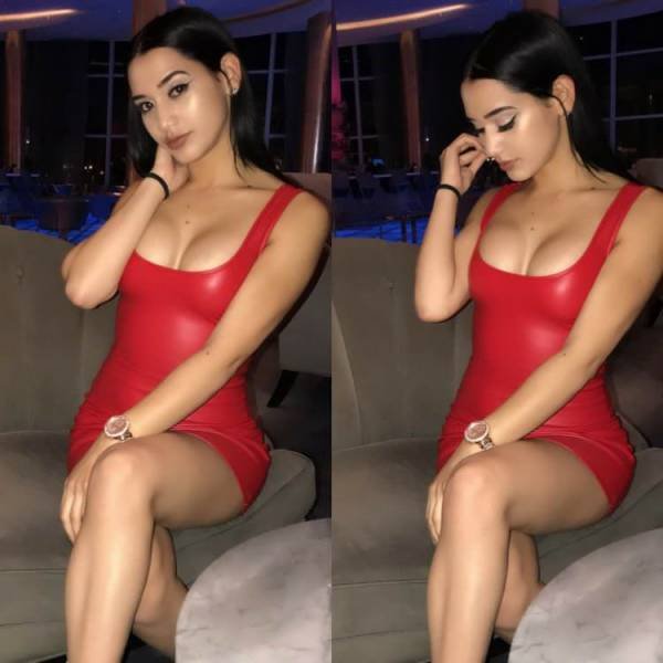 Girls In Red Dresses (36 pics)