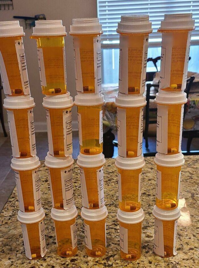 Unusual Finds In Pharmacies (25 pics)