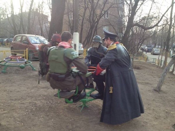 What Is Going On Here? (37 pics)