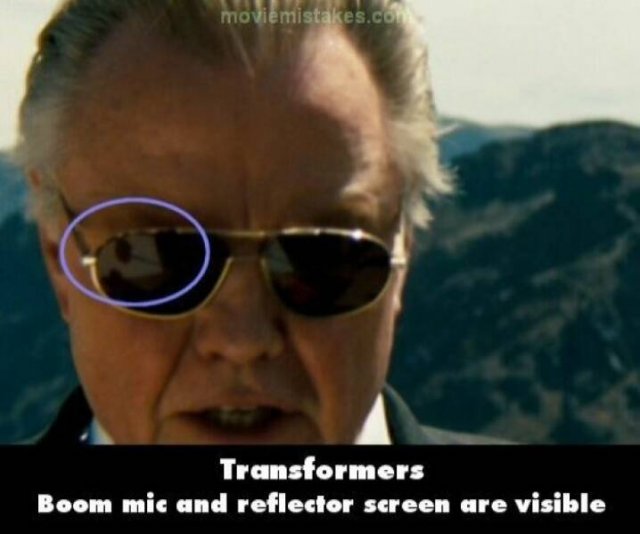 Mistakes In Popular Movies (15 pics)