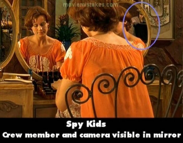 Mistakes In Popular Movies (15 pics)