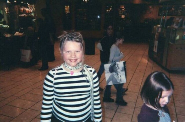 People Share Their Awkward Photos From The Past (24 pics)