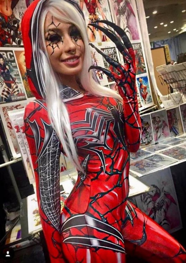 Cosplay Girls (35 pics)