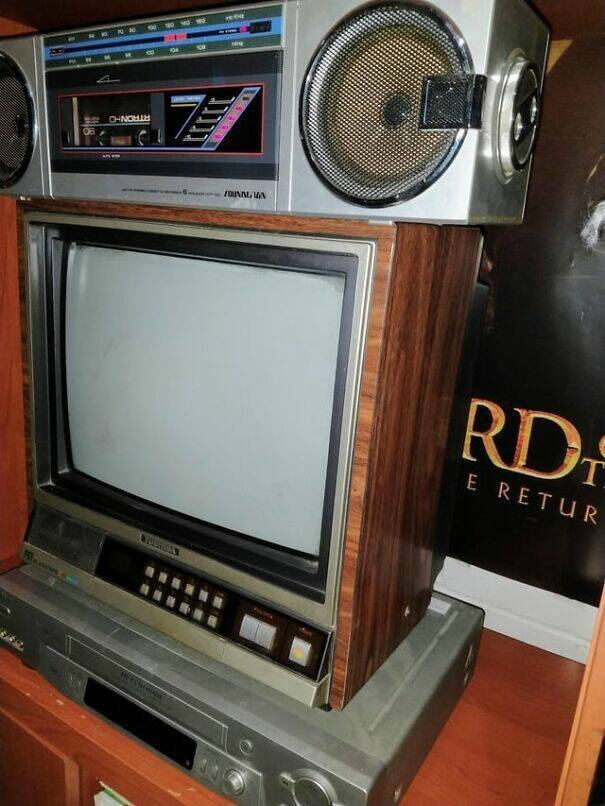Nostalgic Things From The Past (23 pics)