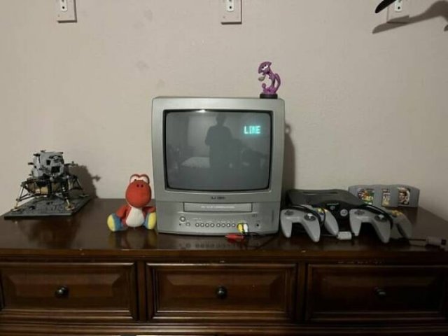Nostalgic Things From The Past (23 pics)