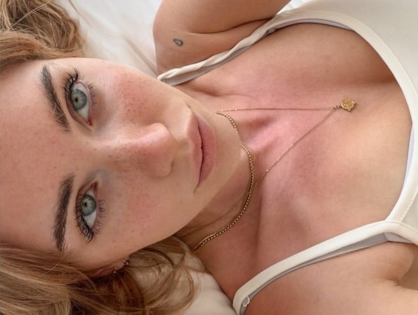 Girls With Freckles (31 pics)