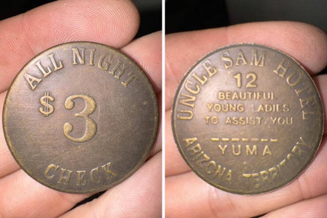 Really Unusual Coins (15 pics)