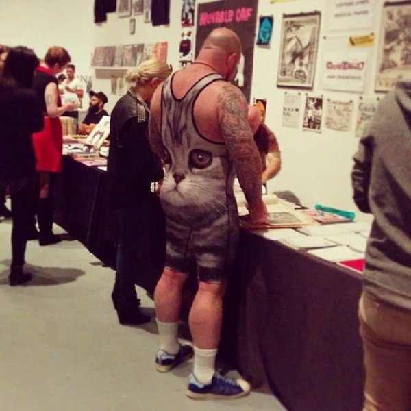 Really Strange Fashion (34 pics)