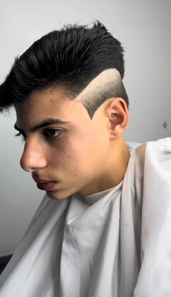 Awful Haircuts (23 pics)