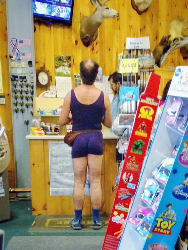 Really Strange Fashion (34 pics)
