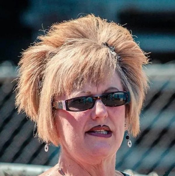 Awful Haircuts (23 pics)