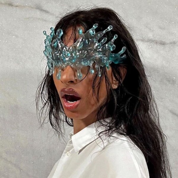 Really Strange Fashion (34 pics)