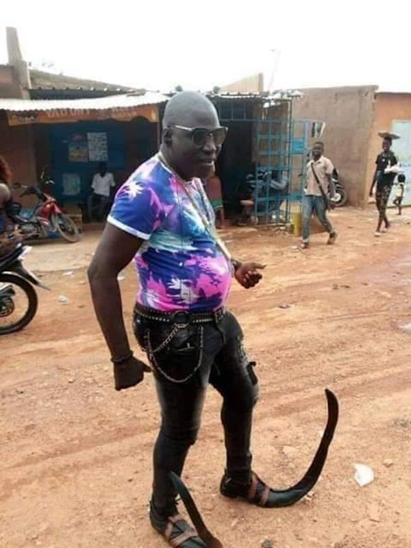 Really Strange Fashion (34 pics)