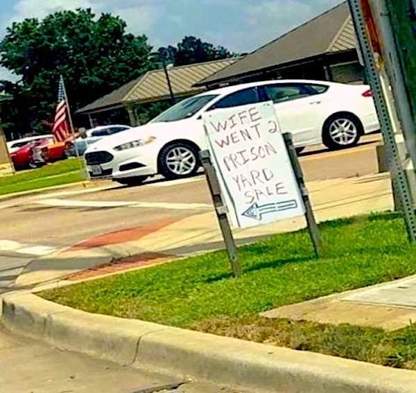 What Is Going On Here? (37 pics)