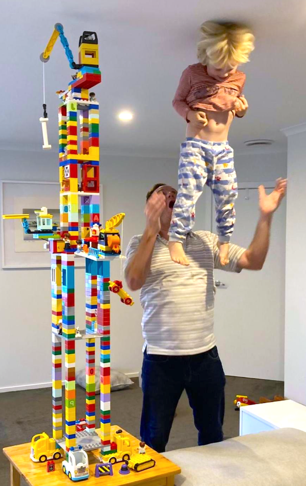 What Is Going On Here? (37 pics)