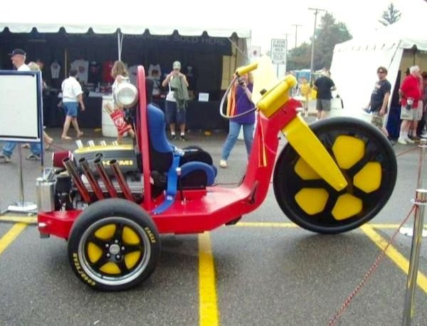 What Is Going On Here? (37 pics)