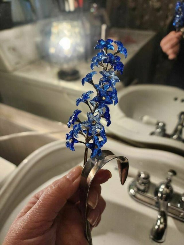 Odd Finds In Thrift Shops (26 pics)