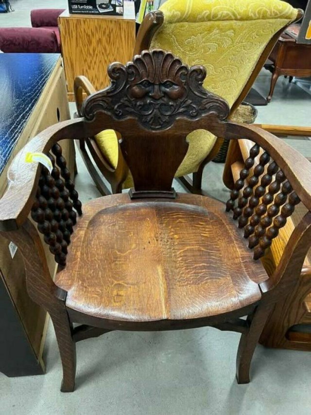 Odd Finds In Thrift Shops (26 pics)