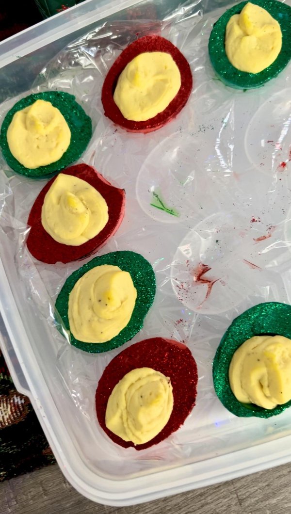 Really Weird Dishes (24 pics)