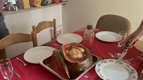 Really Weird Dishes (24 pics)