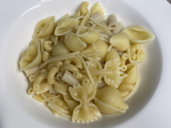 Really Weird Dishes (24 pics)