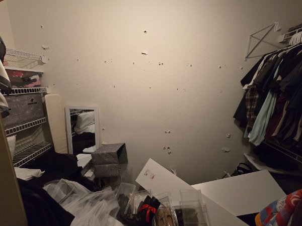 Bad Days Happen (24 pics)