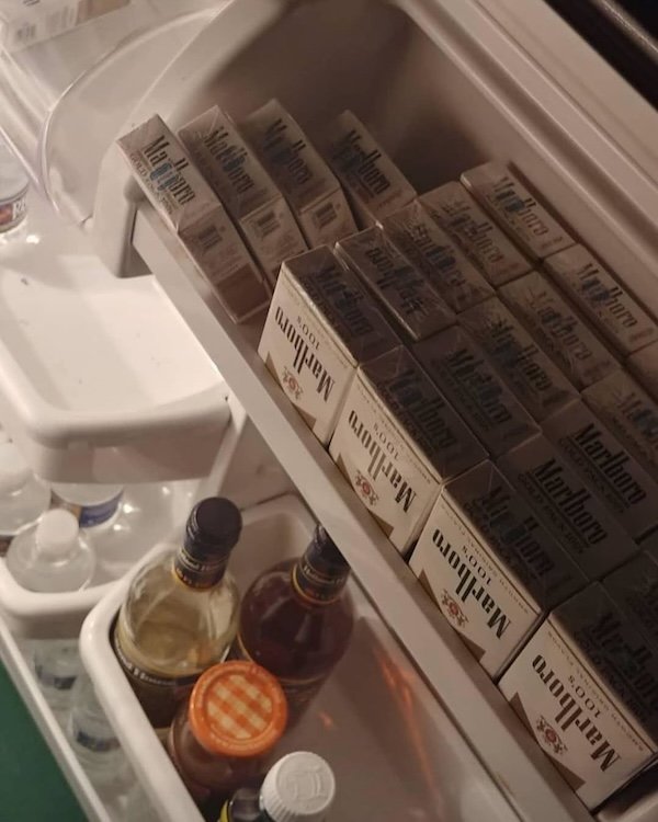 Cool Bachelor Refrigerators (20 pics)