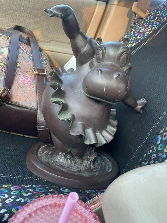 Cool Finds In Thrift Shops (24 pics)
