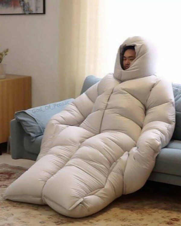 Strange Designs And Construcitons (23 pics)