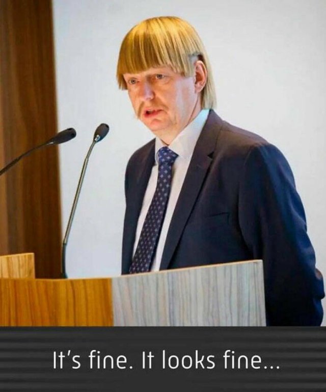 Awful Haircuts (15 pics)