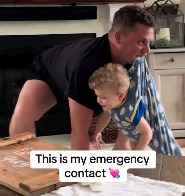 Failed But Funny Emergency Contacts (24 pics)