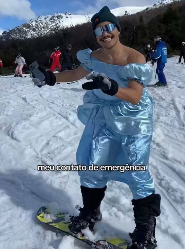 Failed But Funny Emergency Contacts (24 pics)