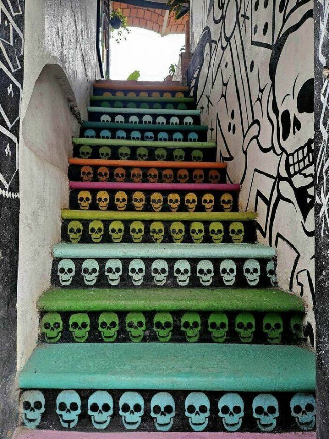 Odd Stairs (15 pics)
