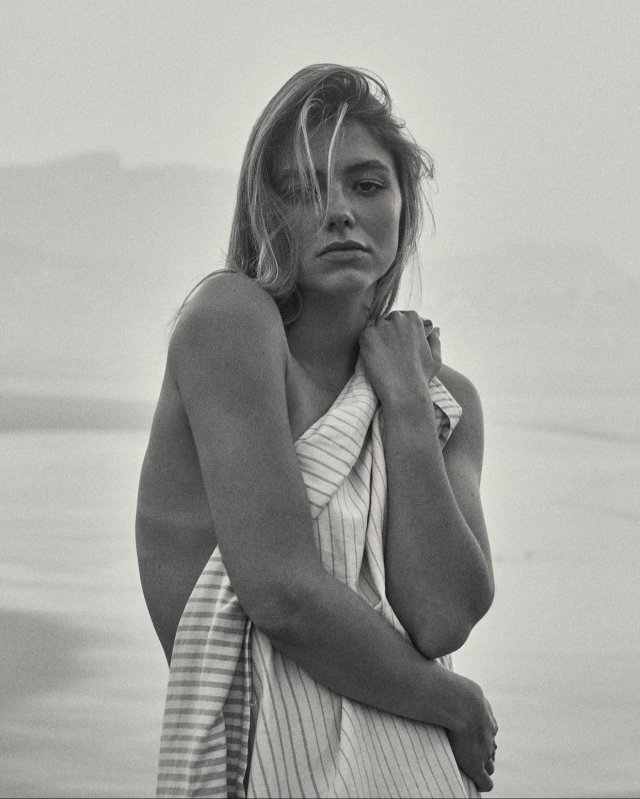 Girls With Tan Lines (39 pics)