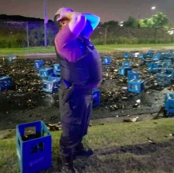 What Is Going On Here? (36 pics)