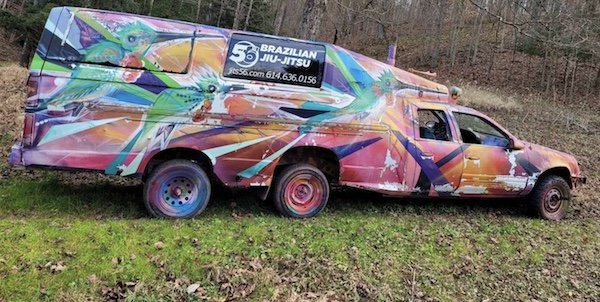 What Is Going On Here? (25 pics)