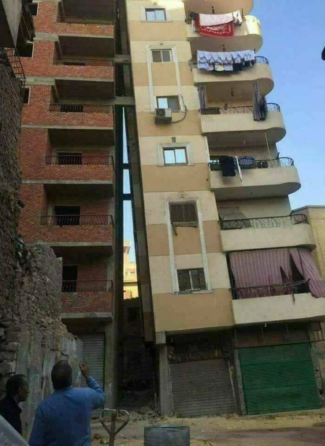 Failed Constructions (15 pics)