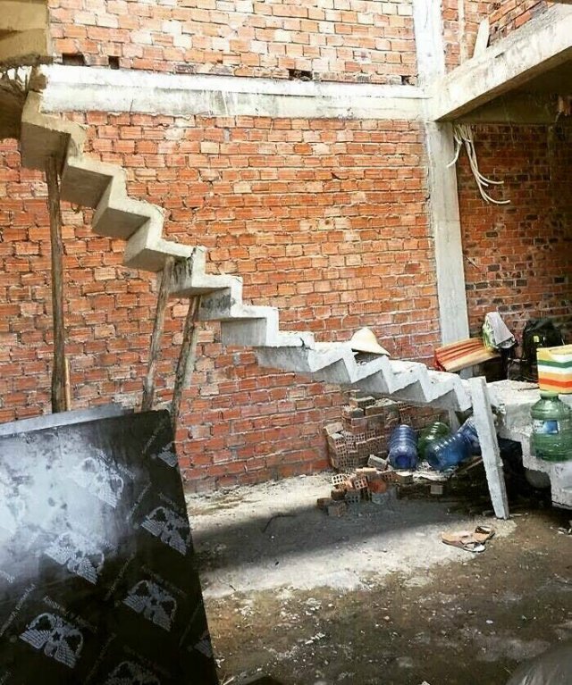 Failed Constructions (15 pics)