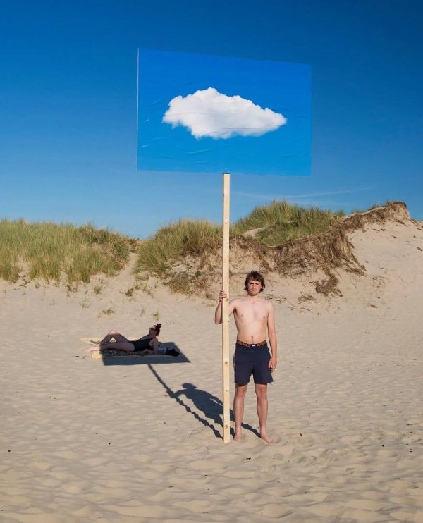 What Is Going On Here? (29 pics)