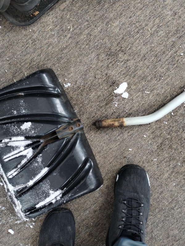 Bad Days Happen (24 pics)