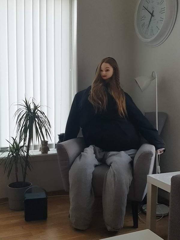 What Is Going On Here? (25 pics)