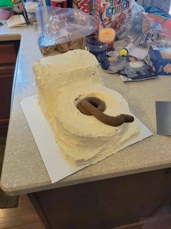 Failed Cakes (21 pics)