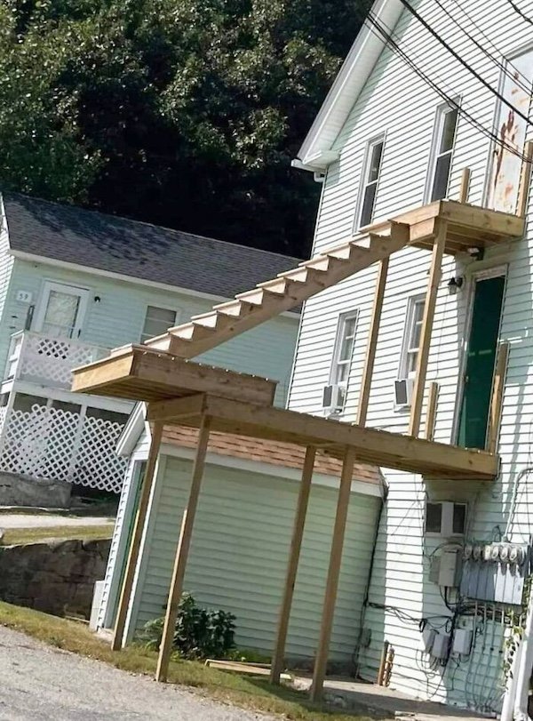 Odd Constructions (36 pics)
