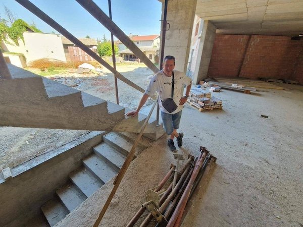 Odd Constructions (36 pics)